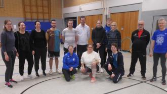 Die Teilnehmer*innen des gerade abgeschlossenen Lehrgangs.